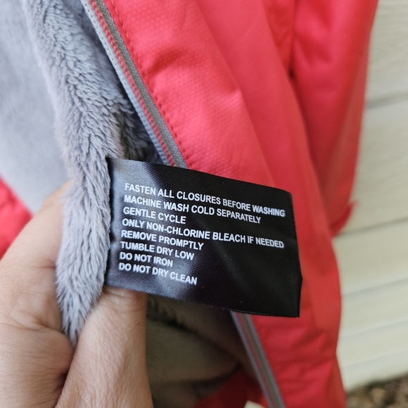 Zeroxposur fleece-lined water resistant jacket in Coral Spark large FLAWED - Picture 15 of 15